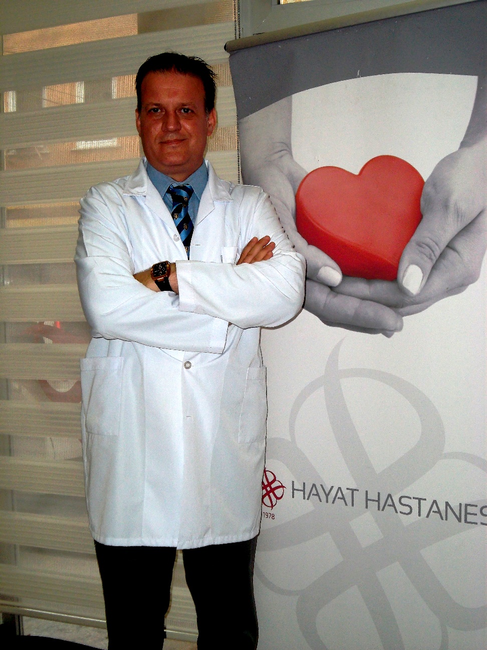 Op. Dr. Adil AYDEMİR