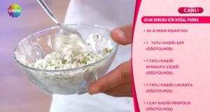 ayhan-ercan-ayak-kokusu-pudra-tarifi