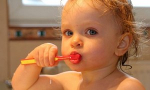 Çocuklarda diş fırçası seçimi