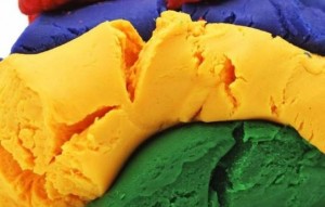 Evde oyun hamuru nasıl yapılır?